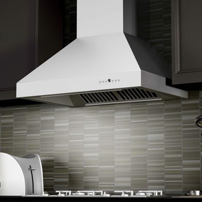 ZLINE 30" Professional Convertible Vent Wall Mount Range Hood in Stainless Steel with Crown Molding, 667CRN-30