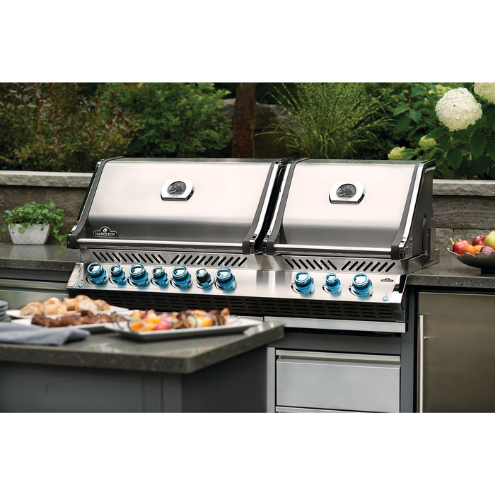 Napoleon Prestige PRO 825 RBI Built-in Gas Grill