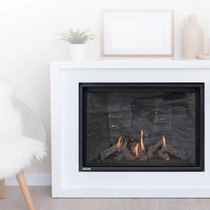 Montigo DelRay Square 38” direct-vent gas fireplace with sleek design.