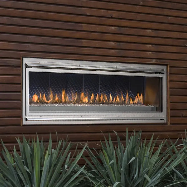 Montigo Mahana 60" fireplace, sleek design, perfect for outdoor elegance.